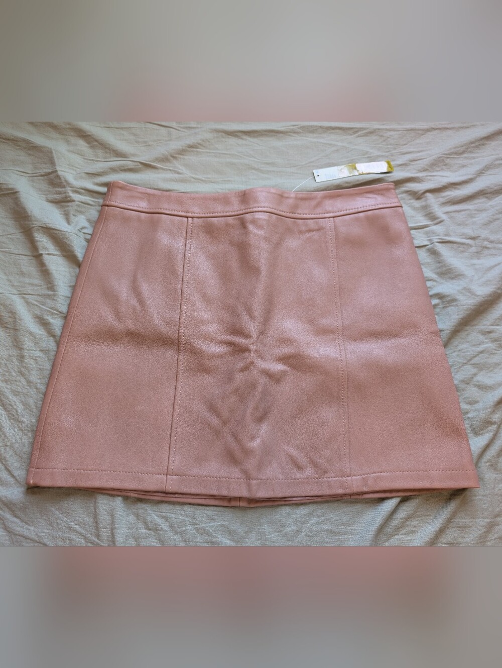NWT Gianni Bini Leather Rachel Skirt Medium Blush